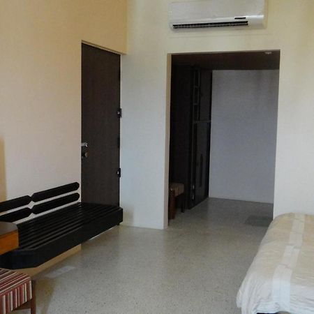 Hotel Paradise - Mysore Dasaprakash Group Eksteriør billede