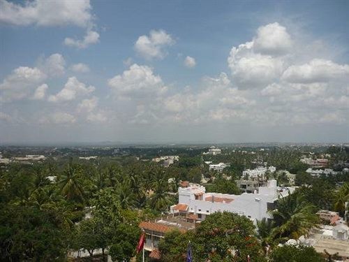 Hotel Paradise - Mysore Dasaprakash Group Eksteriør billede