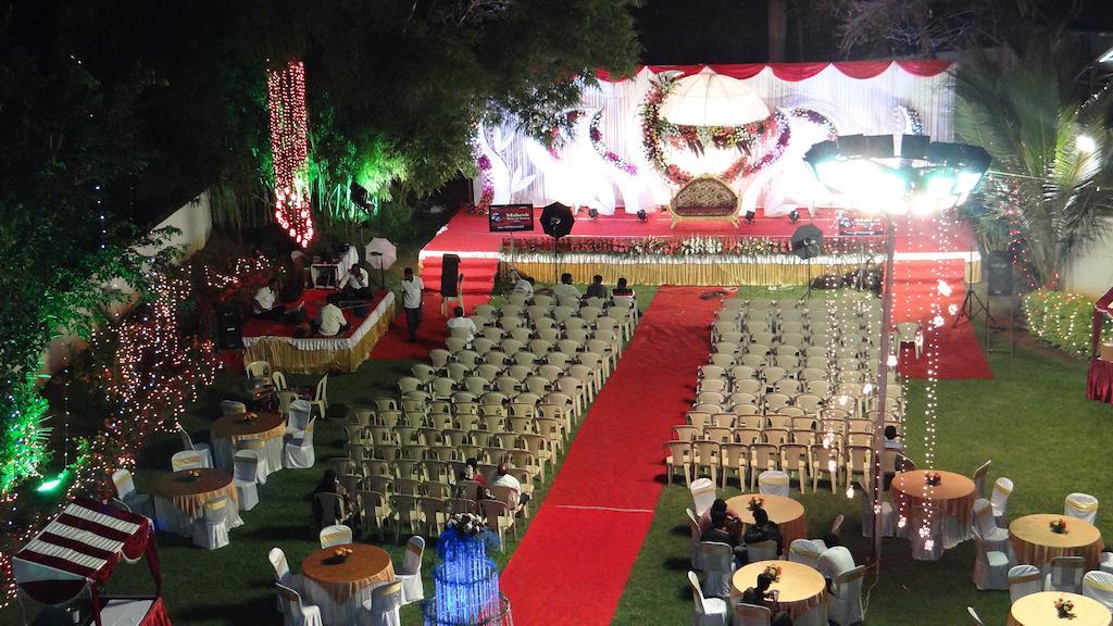 Hotel Paradise - Mysore Dasaprakash Group Eksteriør billede