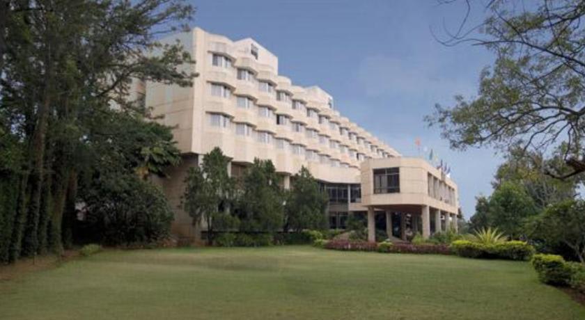 Hotel Paradise - Mysore Dasaprakash Group Eksteriør billede